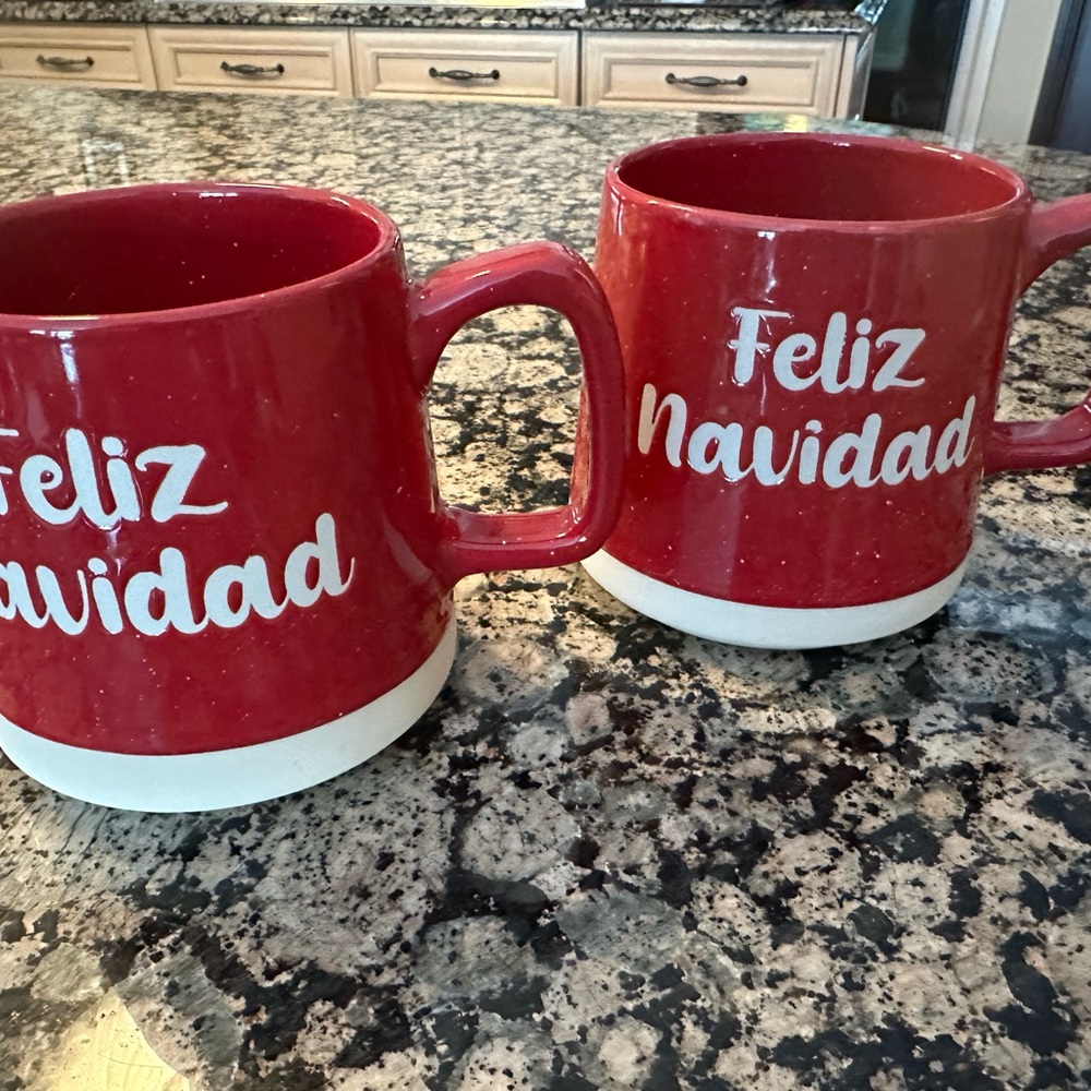 Wendy Bellissimo Red 'Feliz Navidad' Mugs